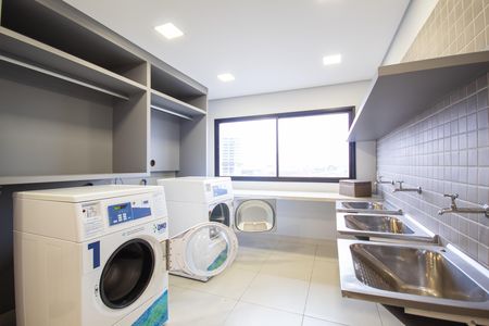 Apartamento para alugar com 48m², 2 quartos e 1 vaga Apartamento para alugar com 48m², 2 quartos e 1 vagaLavanderia