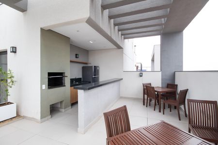 Apartamento para alugar com 48m², 2 quartos e 1 vaga Apartamento para alugar com 48m², 2 quartos e 1 vagaÁrea comum - Churrasqueira