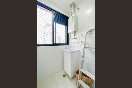 Apartamento para alugar com 48m², 2 quartos e 1 vaga Apartamento para alugar com 48m², 2 quartos e 1 vagaCozinha e Área de Serviço