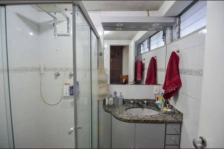 Apartamento à venda com 72m², 2 quartos e 1 vaga Apartamento à venda com 72m², 2 quartos e 1 vagaBanheiro da Suíte