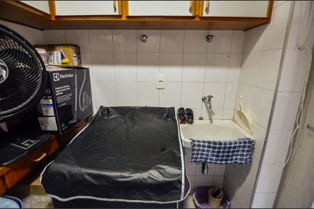 Apartamento à venda com 72m², 2 quartos e 1 vaga Apartamento à venda com 72m², 2 quartos e 1 vagaÁrea de Serviço