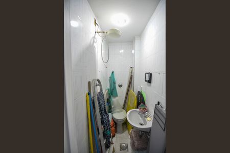 Apartamento à venda com 72m², 2 quartos e 1 vaga Apartamento à venda com 72m², 2 quartos e 1 vagaBanheiro de Serviço