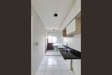 Apartamento para alugar com 52m², 2 quartos e 1 vaga Apartamento para alugar com 52m², 2 quartos e 1 vagaCozinha e Área de Serviço