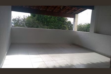 Casa à venda com 3 quartos, 125m² em Jardim Primavera, São Paulo