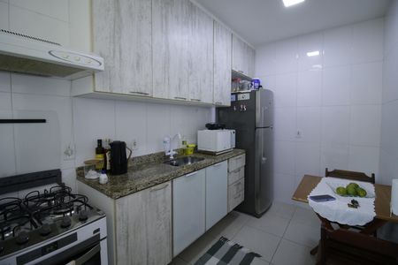 Casa à venda com 270m², 3 quartos e 2 vagasCozinha
