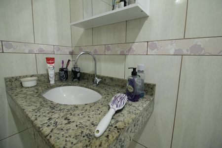 Casa à venda com 270m², 3 quartos e 2 vagasBanheiro da Suíte 1