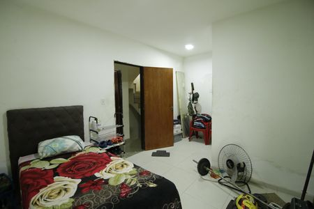 Casa à venda com 270m², 3 quartos e 2 vagasSuíte 2
