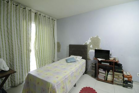 Casa à venda com 270m², 3 quartos e 2 vagasSuíte 1
