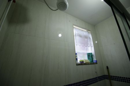 Casa à venda com 270m², 3 quartos e 2 vagasBanheiro da Suíte 2