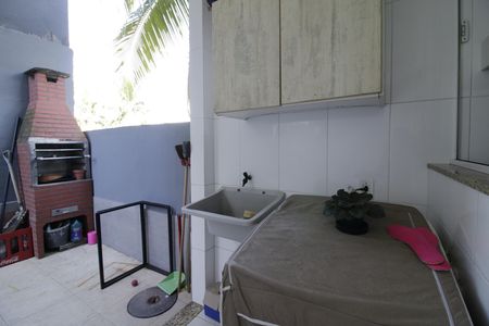 Casa à venda com 270m², 3 quartos e 2 vagasÁrea de Serviço