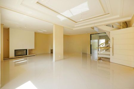 Casa à venda com 4 quartos, 320m² em Santo Amaro, São Paulo