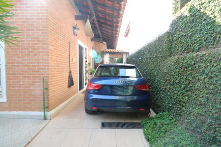 Casa à venda com 389m², 3 quartos e 3 vagas Casa à venda com 389m², 3 quartos e 3 vagasQuintal e Garagem