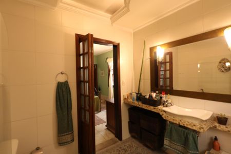 Casa à venda com 389m², 3 quartos e 3 vagas Casa à venda com 389m², 3 quartos e 3 vagasBanheiro da Suíte