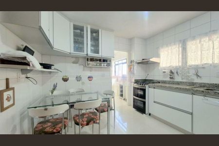 Apartamento à venda com 123m², 2 quartos e 2 vagas