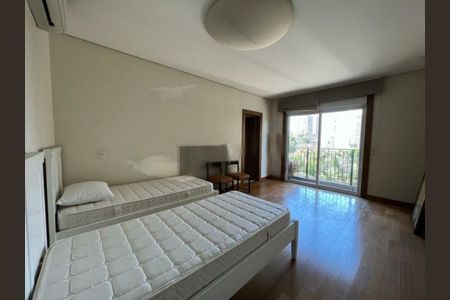 Apartamento à venda com 3 quartos, 754m² em Jardim Panorama, São Paulo