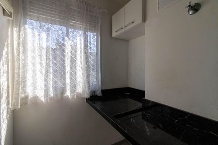 Apartamento à venda com 37m², 2 quartos e 1 vaga Apartamento à venda com 37m², 2 quartos e 1 vagaArea de Serviço