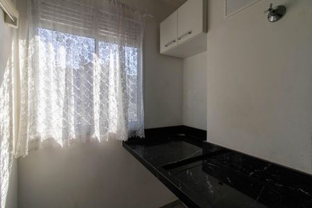 Apartamento à venda com 37m², 2 quartos e 1 vaga Apartamento à venda com 37m², 2 quartos e 1 vagaArea de Serviço