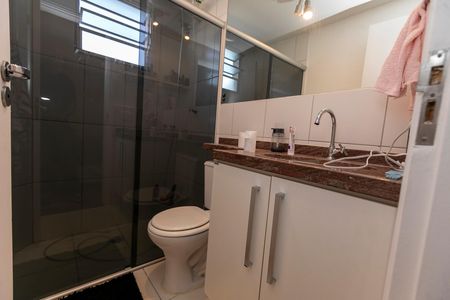 Casa de condomínio para alugar com 102m², 3 quartos e 2 vagas Casa de condomínio para alugar com 102m², 3 quartos e 2 vagasBANHEIRO QUARTO Nº 1 - SUITE
