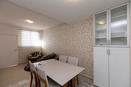 Casa de condomínio para alugar com 102m², 3 quartos e 2 vagas Casa de condomínio para alugar com 102m², 3 quartos e 2 vagasSALA DOIS AMBIENTES