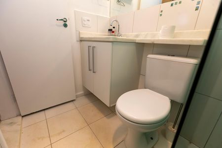 Casa de condomínio para alugar com 102m², 3 quartos e 2 vagas Casa de condomínio para alugar com 102m², 3 quartos e 2 vagasBANHEIRO SOCIAL