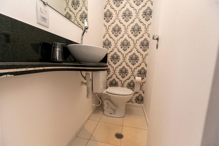 Casa de condomínio para alugar com 102m², 3 quartos e 2 vagas Casa de condomínio para alugar com 102m², 3 quartos e 2 vagasLAVABO