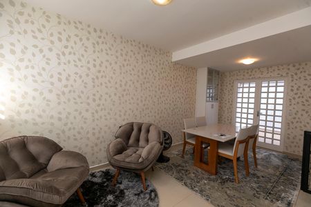 Casa de condomínio para alugar com 102m², 3 quartos e 2 vagas Casa de condomínio para alugar com 102m², 3 quartos e 2 vagasSALA DOIS AMBIENTES