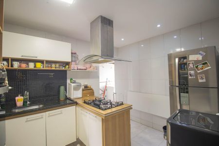 Casa para alugar com 80m², 2 quartos e sem vaga Casa para alugar com 80m², 2 quartos e sem vagaCozinha