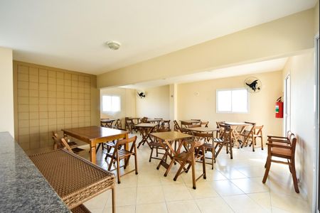 Apartamento para alugar com 54m², 2 quartos e 1 vagaÁrea comum - Salão de festas