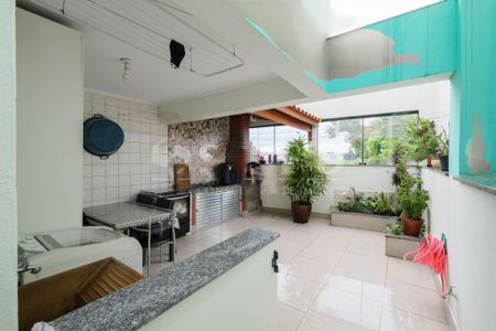 Casa à venda com 241m², 3 quartos e 5 vagas