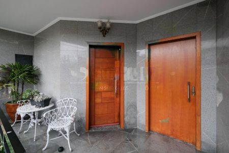 Casa à venda com 241m², 3 quartos e 5 vagas