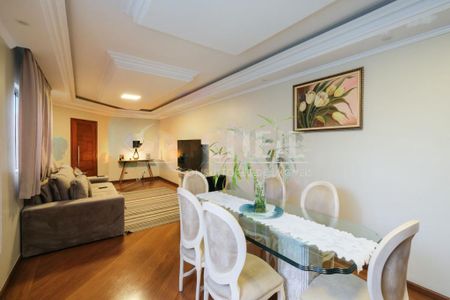 Casa à venda com 241m², 3 quartos e 5 vagas
