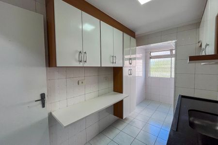 Cozinha de apartamento à venda com 2 quartos, 53m² em Jardim Celeste, São Paulo