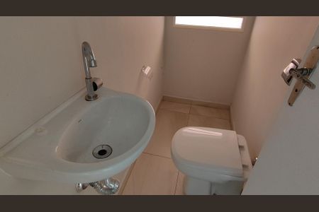 Casa à venda com 168m², 3 quartos e 2 vagas