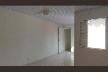 Casa à venda com 168m², 3 quartos e 2 vagas