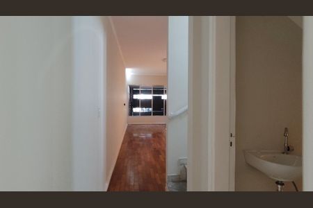 Casa à venda com 168m², 3 quartos e 2 vagas