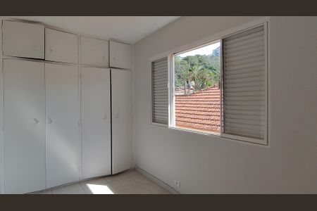 Casa à venda com 168m², 3 quartos e 2 vagas