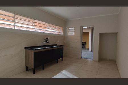 Casa à venda com 168m², 3 quartos e 2 vagas