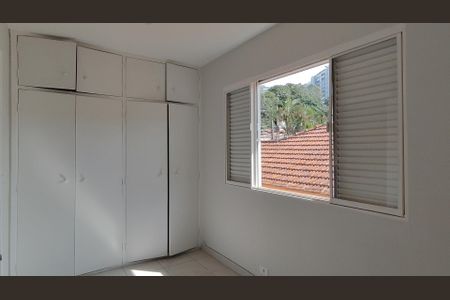 Casa à venda com 168m², 3 quartos e 2 vagas