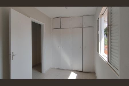 Casa à venda com 168m², 3 quartos e 2 vagas