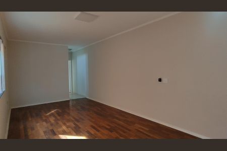 Casa à venda com 168m², 3 quartos e 2 vagas