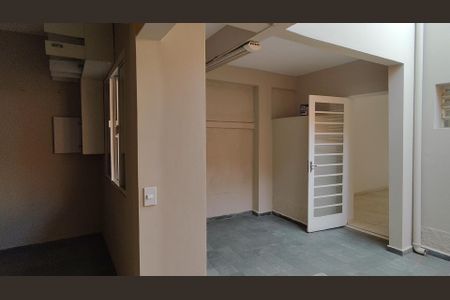 Casa à venda com 168m², 3 quartos e 2 vagas