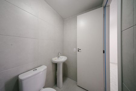 Apartamento para alugar com 43m², 2 quartos e 1 vaga Apartamento para alugar com 43m², 2 quartos e 1 vagaBanheiro