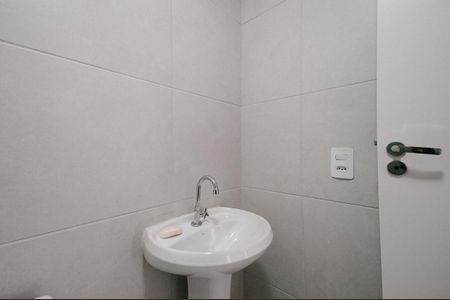 Apartamento para alugar com 43m², 2 quartos e 1 vaga Apartamento para alugar com 43m², 2 quartos e 1 vagaBanheiro