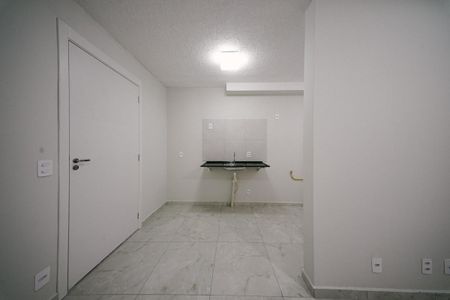Apartamento para alugar com 43m², 2 quartos e 1 vaga Apartamento para alugar com 43m², 2 quartos e 1 vagaCozinha e Área de Serviço