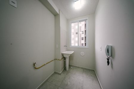 Apartamento para alugar com 43m², 2 quartos e 1 vaga Apartamento para alugar com 43m², 2 quartos e 1 vagaCozinha e Área de Serviço