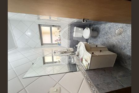 Casa à venda com 2 quartos, 112m² em Jardim Aeroporto, São Paulo