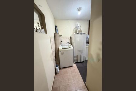 Casa à venda com 2 quartos, 112m² em Jardim Aeroporto, São Paulo