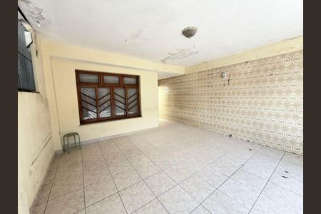Casa à venda com 2 quartos, 112m² em Jardim Aeroporto, São Paulo