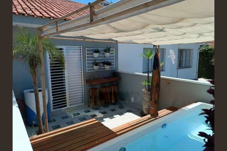 Casa à venda com 130m², 3 quartos e 1 vaga