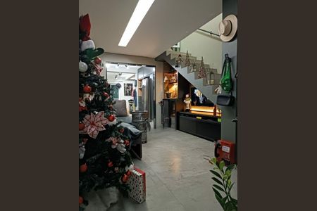 Casa à venda com 130m², 3 quartos e 1 vaga